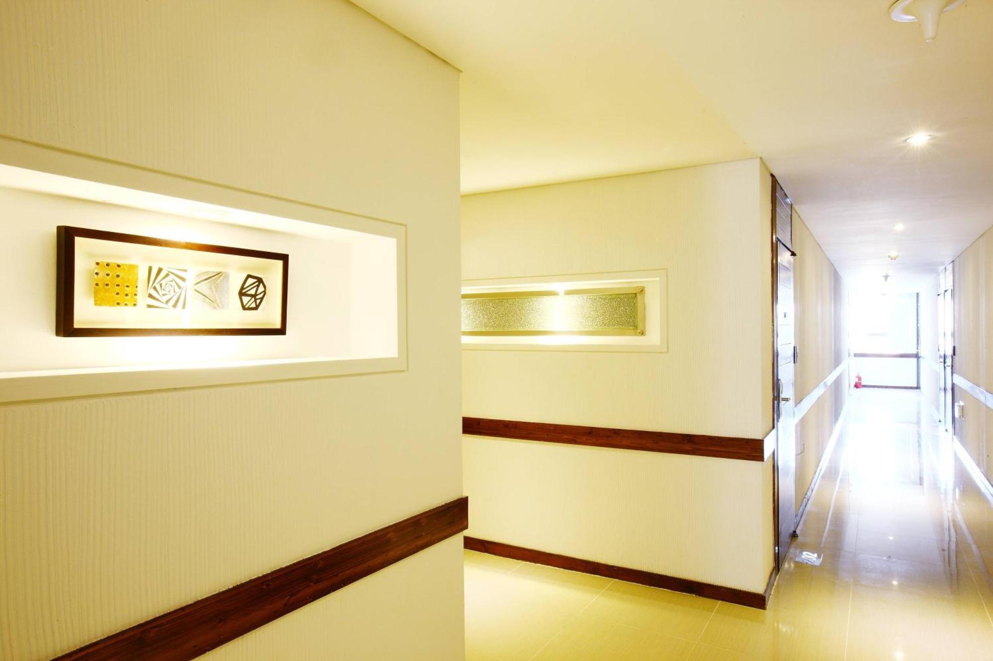 คิว โฮเต็ล Hotel พาจู ภายนอก รูปภาพ
