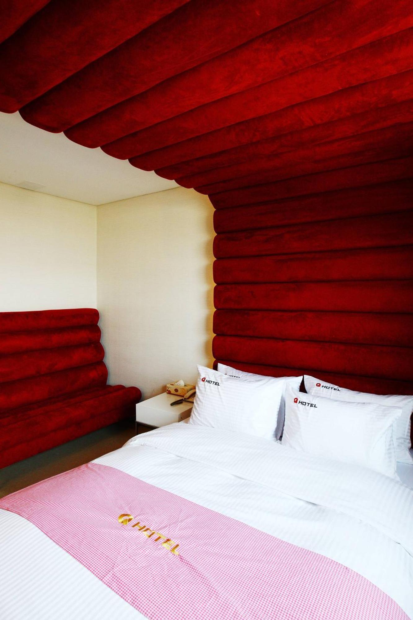 คิว โฮเต็ล Hotel พาจู ภายนอก รูปภาพ
