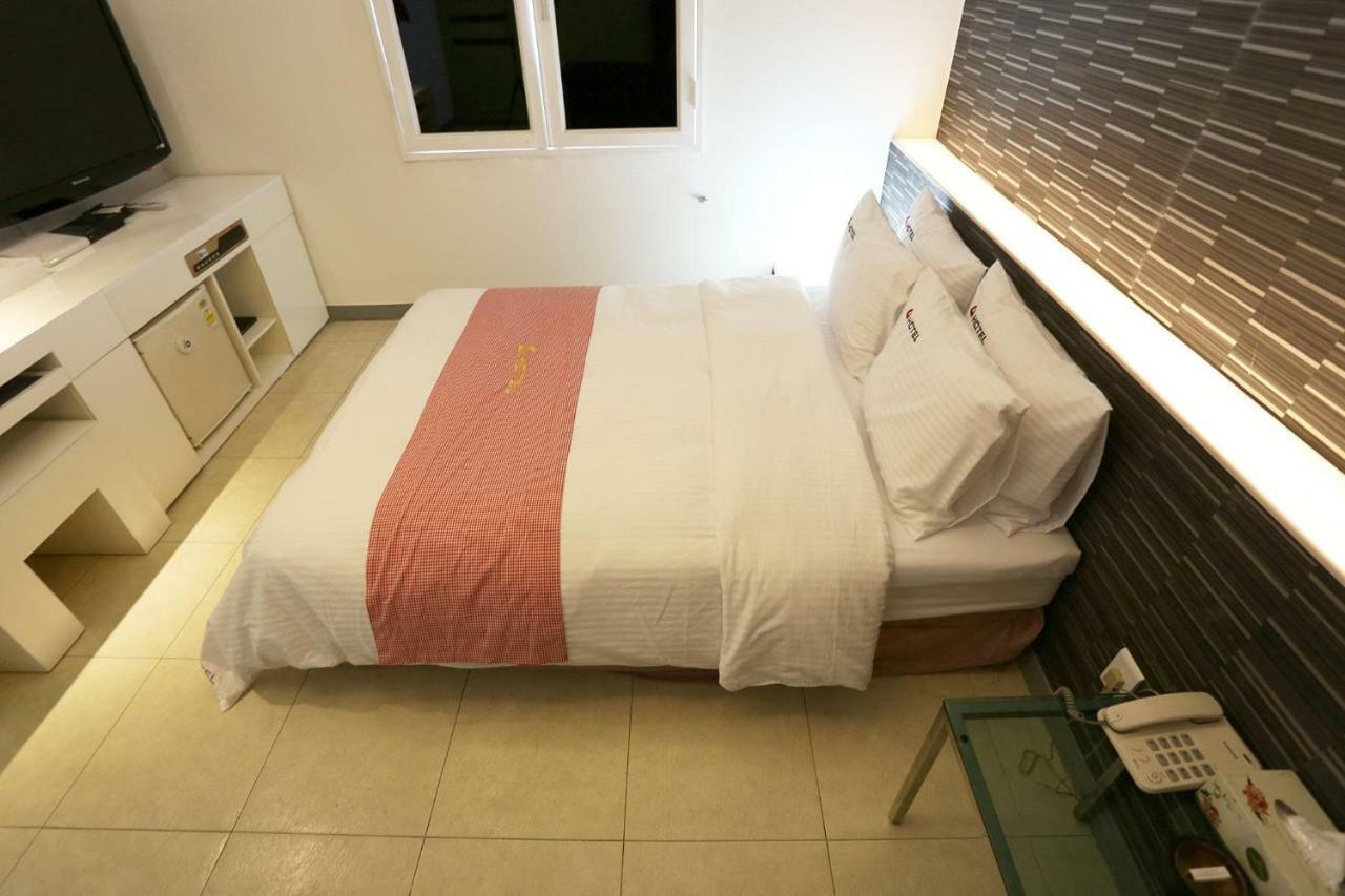 คิว โฮเต็ล Hotel พาจู ภายนอก รูปภาพ