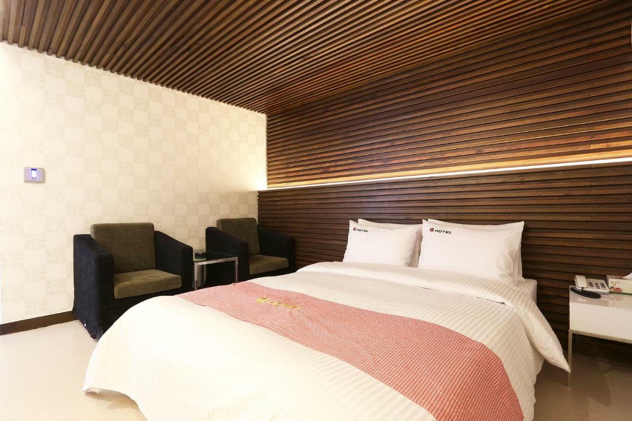คิว โฮเต็ล Hotel พาจู ภายนอก รูปภาพ