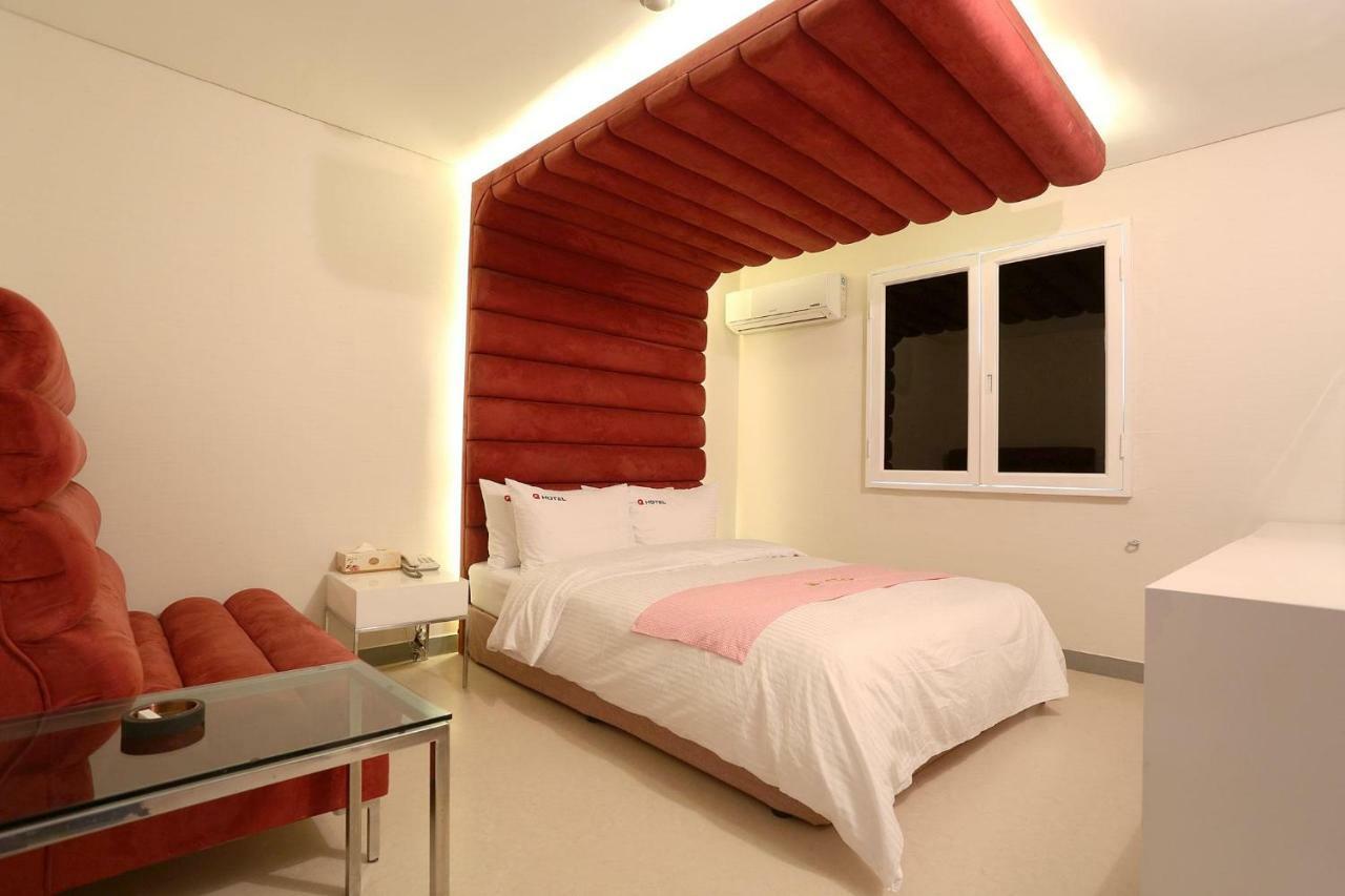 คิว โฮเต็ล Hotel พาจู ภายนอก รูปภาพ