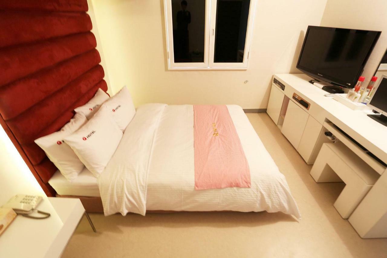 คิว โฮเต็ล Hotel พาจู ภายนอก รูปภาพ