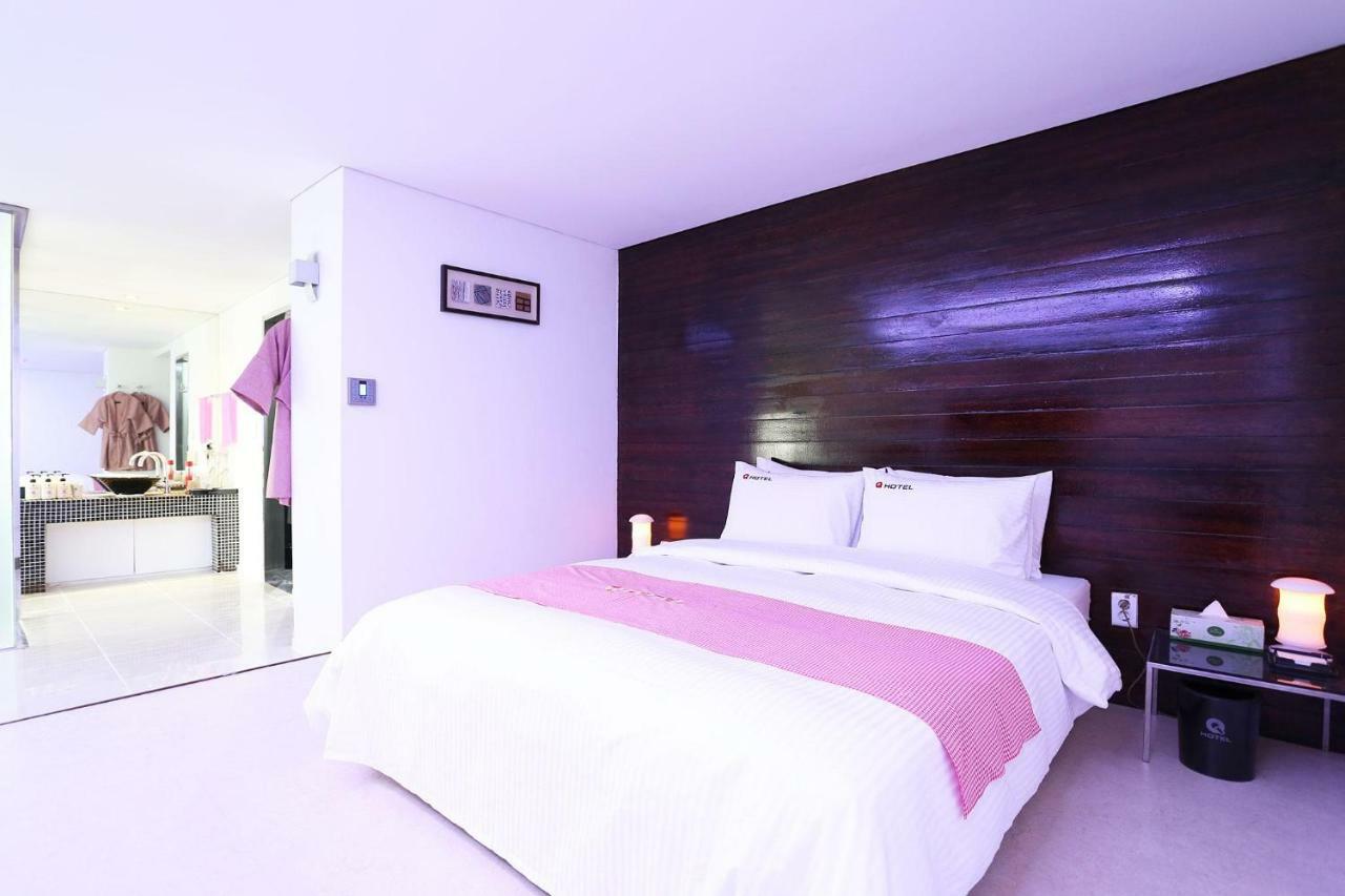 คิว โฮเต็ล Hotel พาจู ภายนอก รูปภาพ